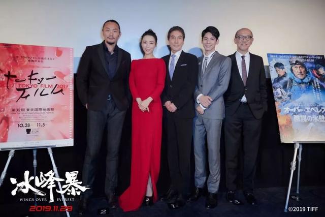 《冰峰暴》惊艳东京电影节，除张静初“毁容”，还有章子怡老搭档