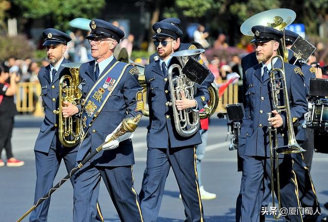 南昌国际军乐节响亮英雄城，9支国家级军乐团零距离打造嘉年华