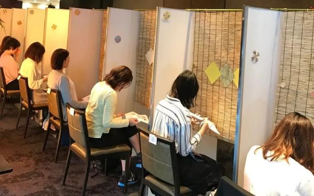 DNA配对找对象？为了让年轻人结婚生孩子，日本有多拼？