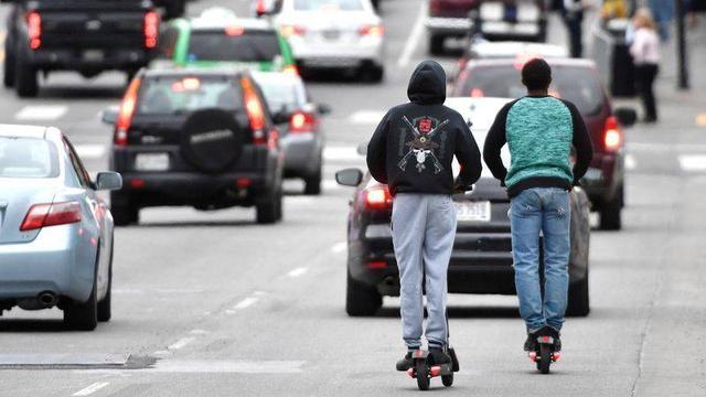 新加坡英国已严令禁止！电动滑板车造成越来越多交通事故