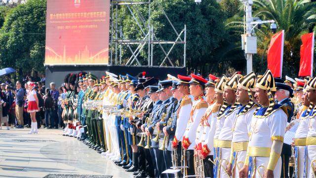 第六届南昌国际军乐节开幕 24支国内外顶级军乐团亮相英雄城