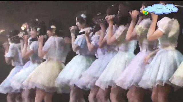 日本AKB48现场演唱《没想到是新加坡》，这是一群什么性感尤物