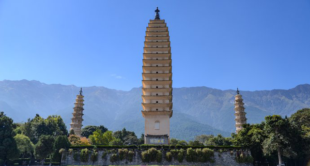 普通人不跟团，去云南自由旅行怎么玩？需要多少钱？要注意什么？