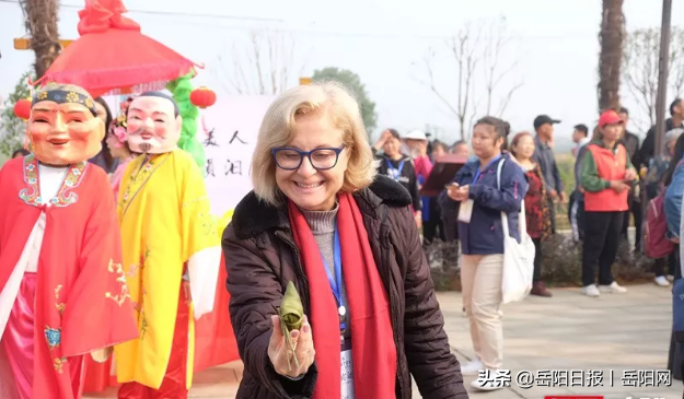 100余名中外诗人与诗意汨罗浪漫相会：明年再相约