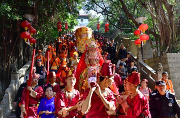 神仙也坐经济舱——“亲民”女神妈祖搭机首次巡安泰国