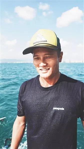 万宁小伙黄玮夺得亚洲冲浪锦标赛男子长板决赛冠军