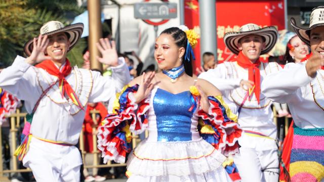 第六届南昌国际军乐节开幕 24支国内外顶级军乐团亮相英雄城