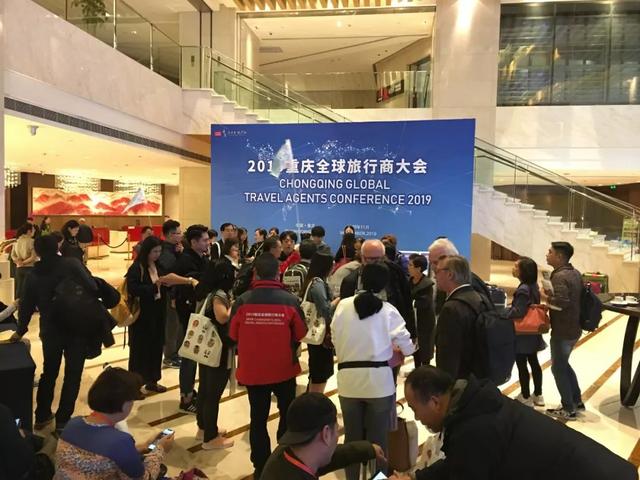 观赏山水风景，体验文化历史，各国旅行商开启长江豪华游轮之旅