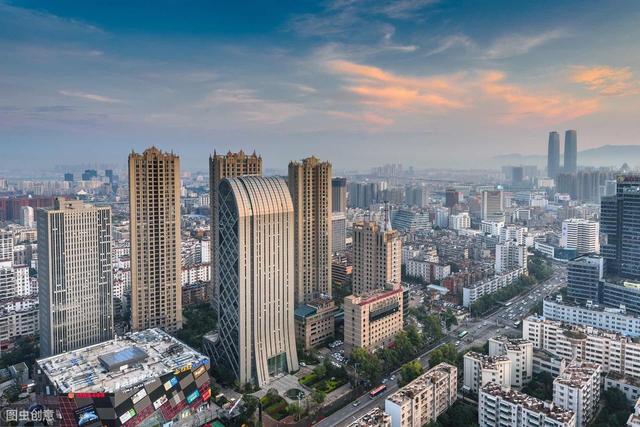 昆明轨交拟发行美元债，12月2日起在香港和新加坡召开投资者会议