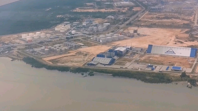 即将降落抵达新加坡