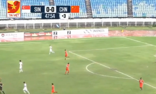 技术太差！U19国足半场0比0新加坡，控球率只有39%