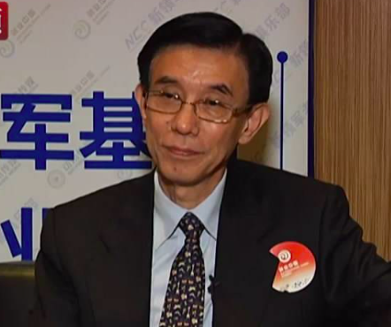 60岁创业的尹志尧，不惧美国打压，用14年造出世界一流5nm蚀刻机