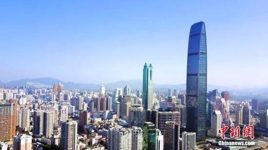 新加坡总理夫人：中国今非昔比，香港已失窗口角色，须重新定位