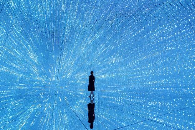 "teamLab 超自然空间"2020年2月在宽敞且多层次的沉浸式空间开幕