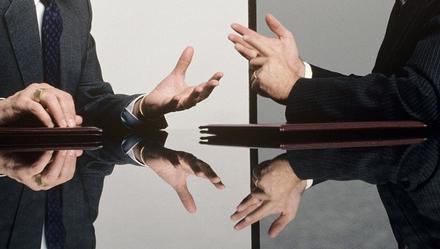 美向韩国索高额安保费，金一南：表面是敲诈，实际预示美国的联盟体系难以为继