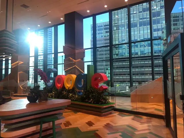 打卡谷歌新加坡办公室，所见食物均免费！我吃的印度饭。