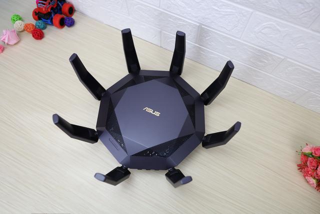 “帝王蟹”来了，一文搞懂没有万兆宽带双万兆WiFi6路由怎么玩