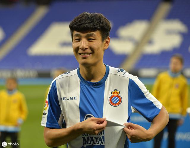 今天足球比赛直播预告(11月8日)，凌晨武磊欧联杯，下午U19亚青赛