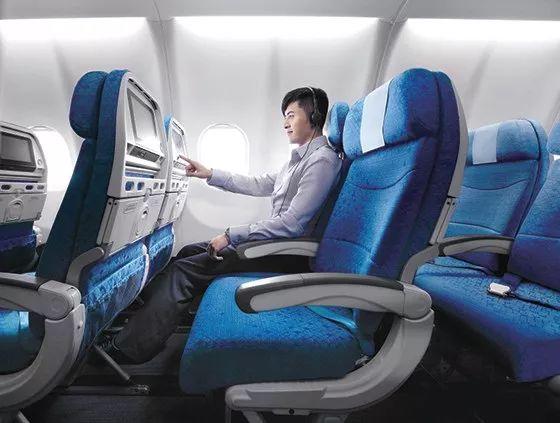 多功能的航空座椅，让旅行像在家里一样舒适
