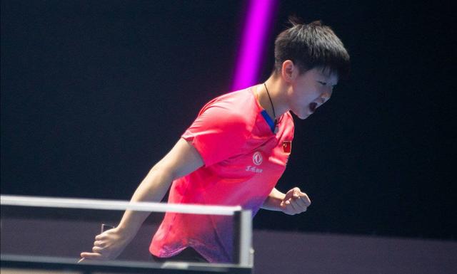 T2新加坡站：孙颖莎vs丁宁、王曼昱vs陈幸同！央视体育客户端直播