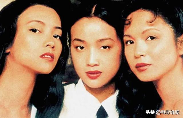 60岁杨贵媚，因《妈妈再爱我一次》走红，如今照顾卧床母亲8年