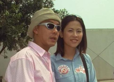 她是张卫健前女友，2次拒嫁豪门，49岁仍单身被嘲，却自称不后悔