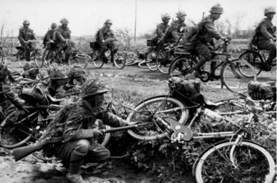 英国二战中的耻辱之战，被看不起的日本人，用自行车攻下了新加坡