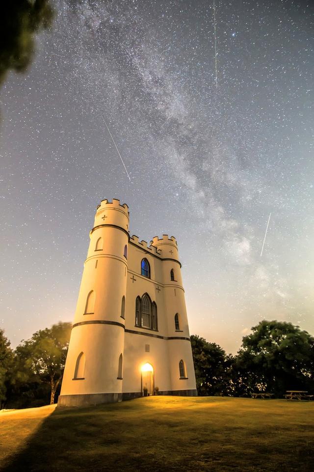 陪你去看唯美流星雨！各国流星雨美景盘点