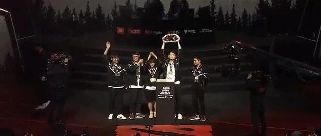 CN DOTA NEVER DIE！VG败者组1穿5登顶新加坡