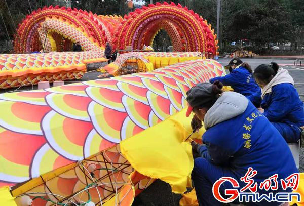 迎新春 铜梁龙灯要带你漫步玄天湖