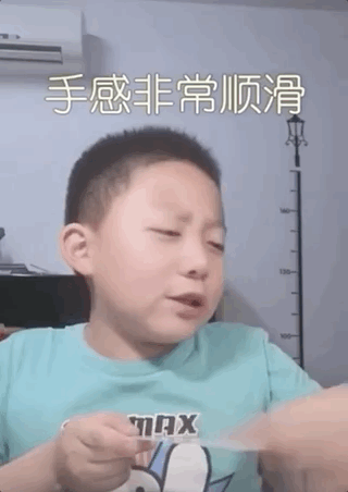叫板李佳琦的小学生又火了：原来优秀的孩子背后，是这样的家庭