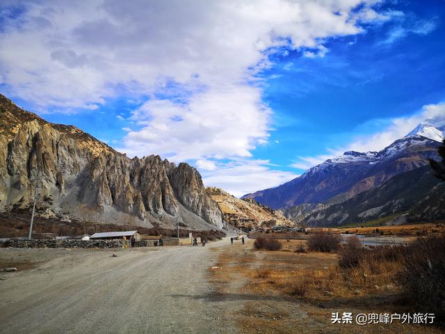 行走安娜普尔纳环线，朝仰雪山群峰（尼泊尔ACT徒步｜美图+攻略）