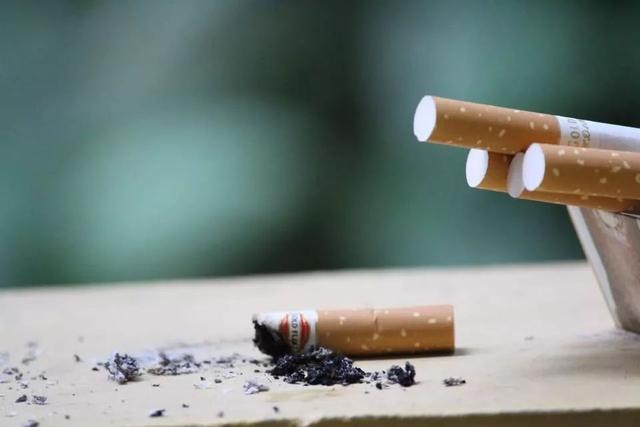 注意！新加坡合法吸烟年龄改了......