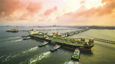 青岛打造中国北方最大船供油基地