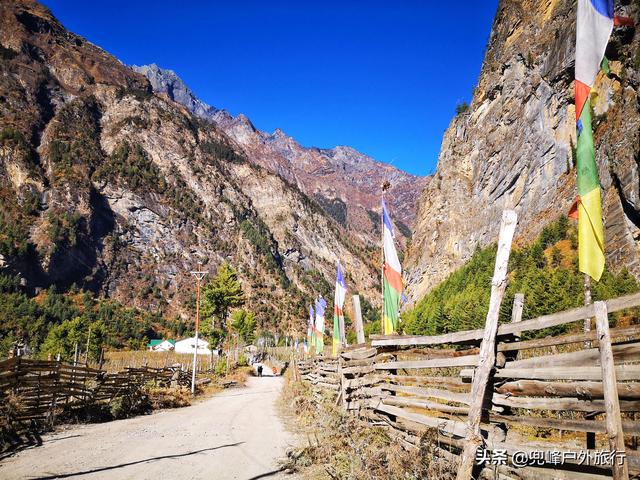 行走安娜普尔纳环线，朝仰雪山群峰（尼泊尔ACT徒步｜美图+攻略）