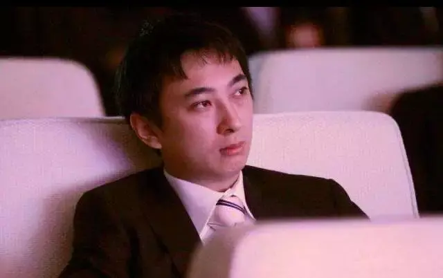 王思聪巨亏20亿！母亲帮忙还债：手握顶级会所，去年退出万达系