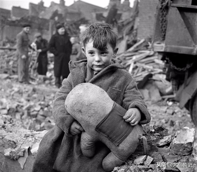 老照片：1939—1945，详解二战期间比较著名的11张老照片
