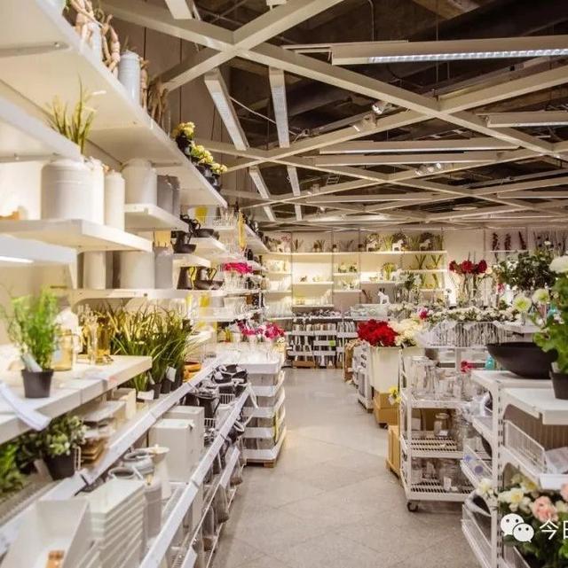 「今日早报」无印良品开出全国家装首店等