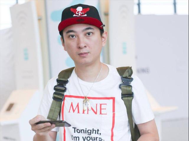 欠债20亿算什么，王思聪大学好像还没毕业呢