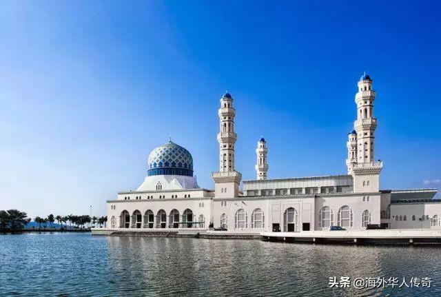 马来西亚这座城，是最具马来文化传统的地方，还是个海浴天堂