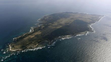 日本拟斥巨资购无人岛建“永不沉没航母”，为美军开道