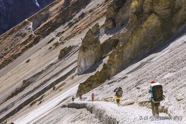 行走安娜普尔纳环线，朝仰雪山群峰（尼泊尔ACT徒步｜美图+攻略）