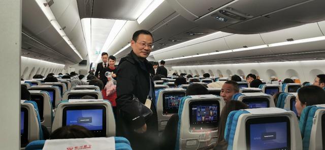 中国参与生产的空中客车A350坐着就是不一样