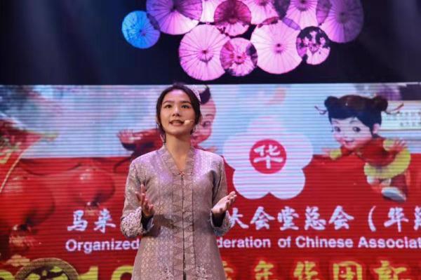 新加坡华侨校友倾情助力五洲学子传播中华文化