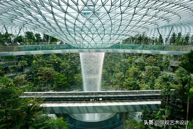 亚洲最梦幻机场——新加坡樟宜