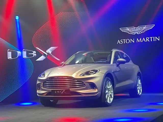不剽悍但极其优雅漂亮 阿斯顿·马丁首款SUV DBX 成都发布