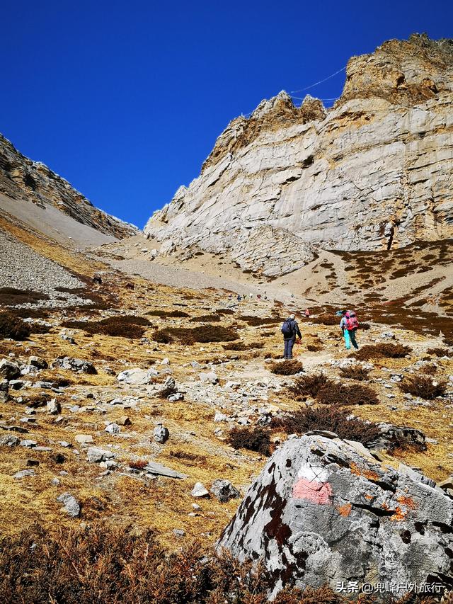 行走安娜普尔纳环线，朝仰雪山群峰（尼泊尔ACT徒步｜美图+攻略）