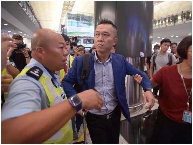 香港今举办反暴力集会，发起人是曾在香港机场对抗暴徒的他