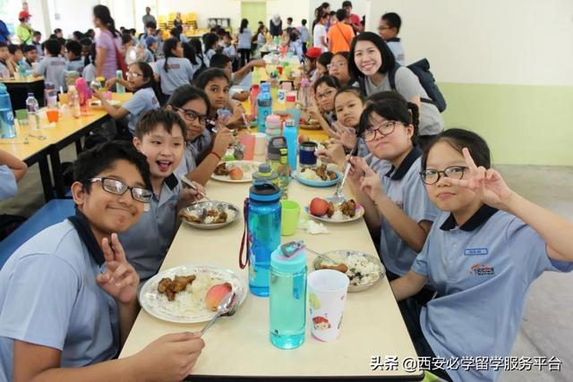 新加坡小学生的一天是如何度过的？