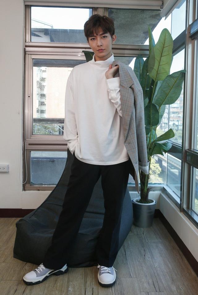 炎亚纶吐「自立门户」秘辛 与明道「冰释前嫌」